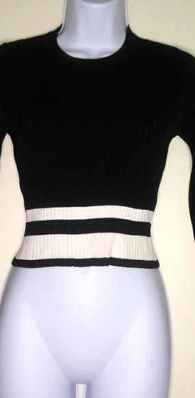 Forever 21 black and white Ribbed Cropped sweater - Picture 10 of 13